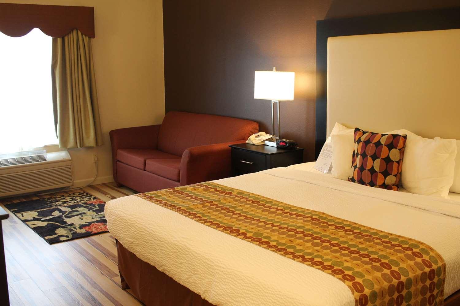 Best Western Plus Des Moines West Inn & Suites Clive Bagian luar foto