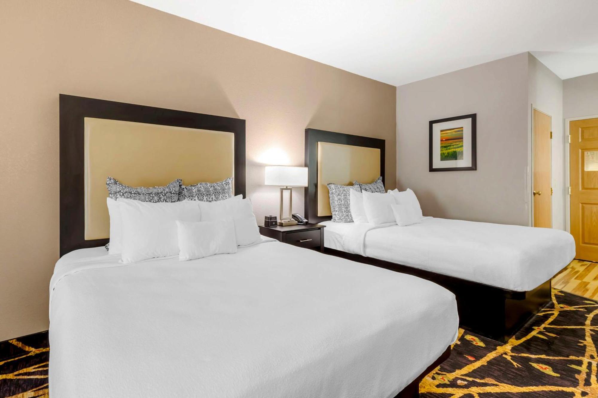 Best Western Plus Des Moines West Inn & Suites Clive Bagian luar foto
